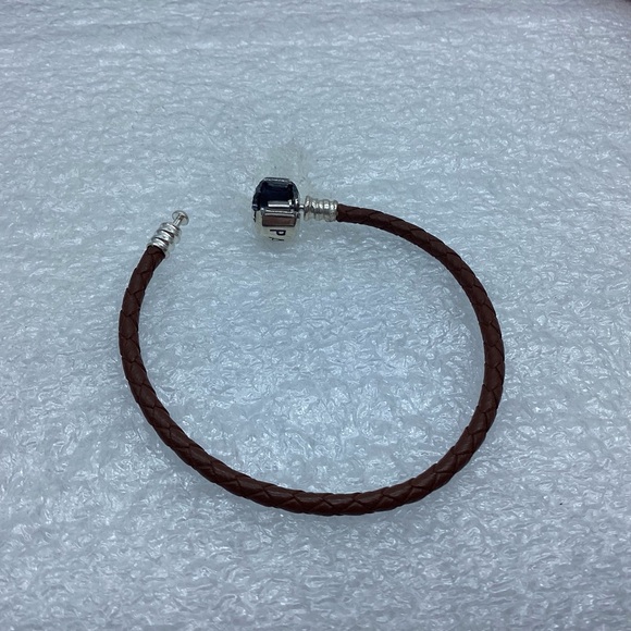 Pandora,”20CM Single Brown Braided Leather Clasp” 20CM/7.87 Inches Bracelet - Picture 3 of 3